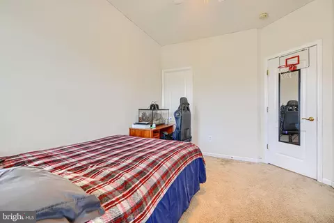 Bedroom - 7105 Solomons Ct, Brandywine, MD 20613 photo 3 of 6
