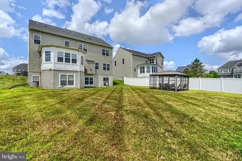 Exterior - 7105 Solomons Ct, Brandywine, MD 20613 photo 7 of 8