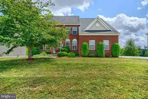Exterior - 7105 Solomons Ct, Brandywine, MD 20613 photo 2 of 8