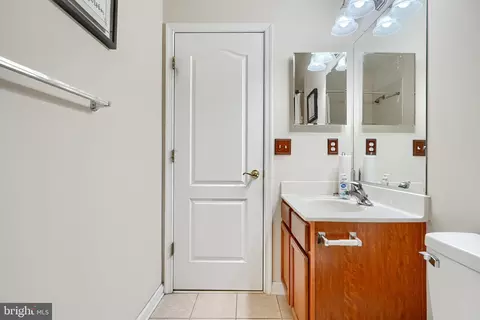 Bath - 7105 Solomons Ct, Brandywine, MD 20613 photo 9 of 9