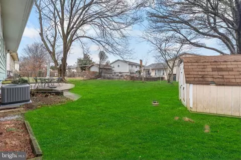 Exterior - 8020 Tiffany Ln, Lanham, MD 20706 photo 4 of 4