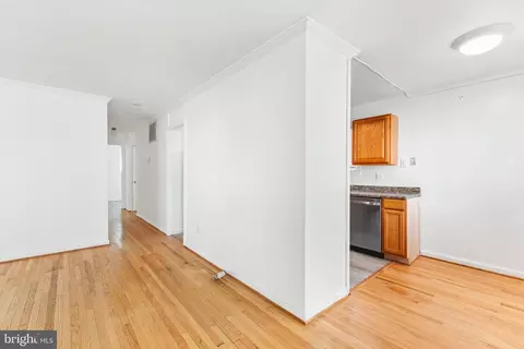 Entry Way - 1004 Harrison Dr, Laurel, MD 20707 photo 3 of 4