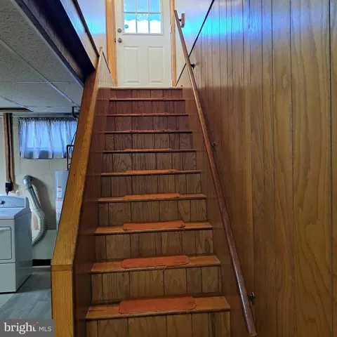Entry Way - 9301 Tuckerman St, Lanham, MD 20706 photo 7 of 7