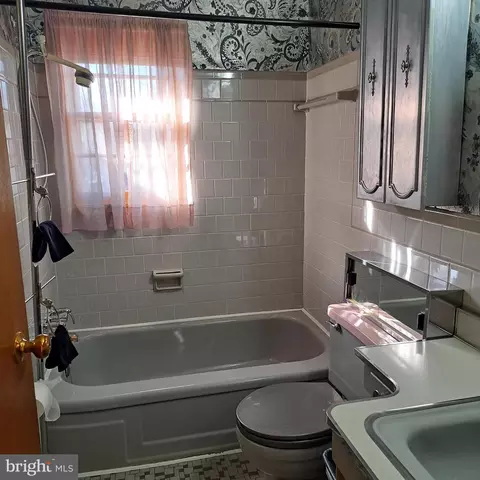 Bath - 9301 Tuckerman St, Lanham, MD 20706 photo 1 of 3