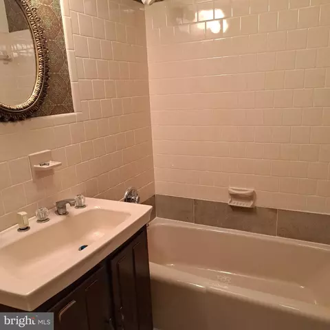 Bath - 9301 Tuckerman St, Lanham, MD 20706 photo 3 of 3