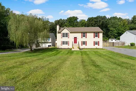 10005 Old Indian Head Rd, Marlboro, MD 20772