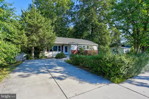 15700 Bond Mill Rd, Laurel, MD 20707