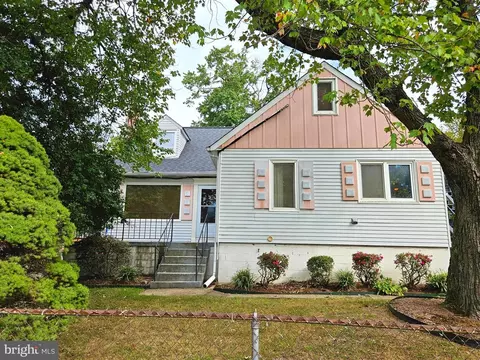 5016 Delaware Pl, College Park, MD 20740