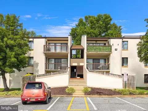 10108 S Campus Way S #302-3C, Marlboro, MD 20774