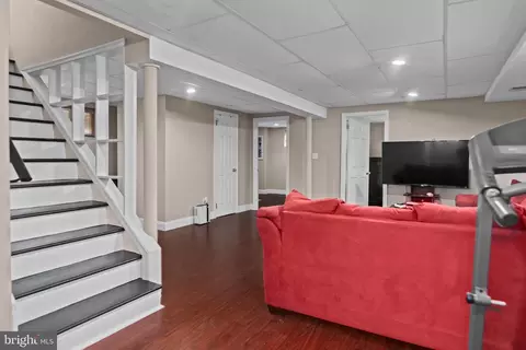 Entry Way - 6806 3rd St, Riverdale, MD 20737 photo 4 of 5