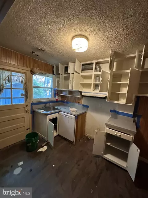 Kitchen - 839 4th St, Laurel, MD 20707 photo 1 of 2