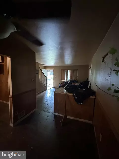 Entry Way - 839 4th St, Laurel, MD 20707 photo 3 of 10