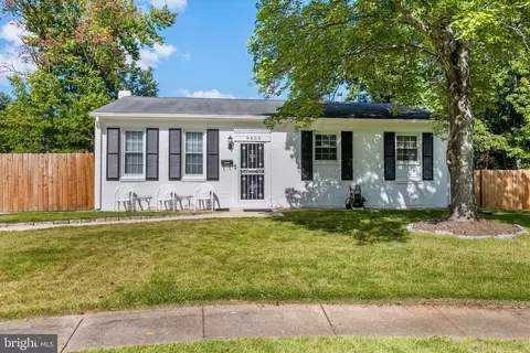 9800 Justina Ct, Lanham, MD 20706