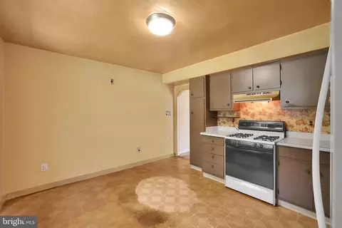 9410 Fontana Dr, Lanham, MD 20706 photo 14