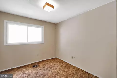 9410 Fontana Dr, Lanham, MD 20706 photo 23