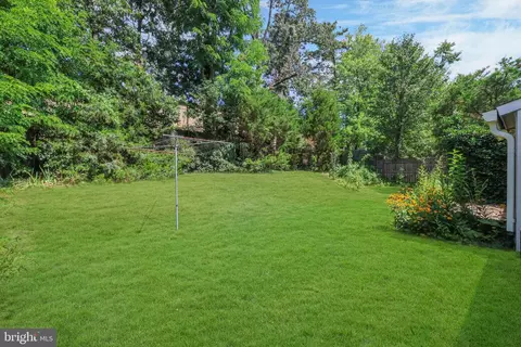 9410 Fontana Dr, Lanham, MD 20706 photo 31