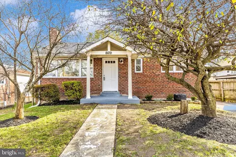 8109 Riggs Rd, Hyattsville, MD 20783