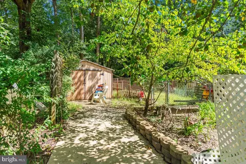 2004 Bart Ct, Marlboro, MD 20774 photo 25