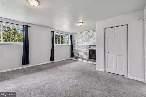 Living - 6602 Cipriano Rd, Lanham, MD 20706 photo 3 of 3