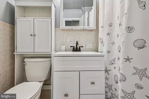 Bath - 6602 Cipriano Rd, Lanham, MD 20706 photo 2 of 4
