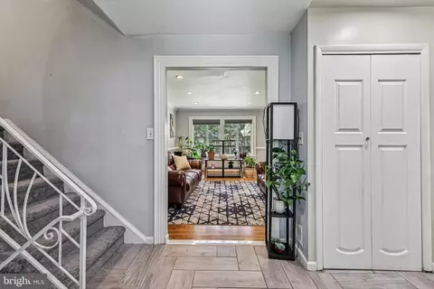Entry Way - 6602 Cipriano Rd, Lanham, MD 20706 photo 2 of 4