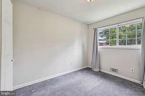 Bedroom - 6602 Cipriano Rd, Lanham, MD 20706 photo 4 of 11