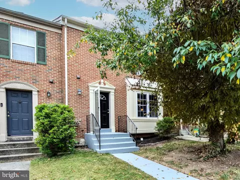 15009 Courtland Pl, Laurel, MD 20707