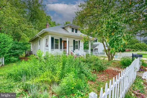 Exterior - 206 5th St, Laurel, MD 20707 photo 2 of 9