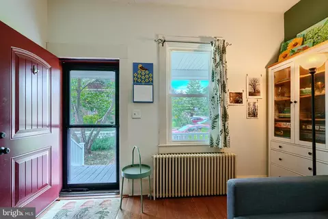 Entry Way - 206 5th St, Laurel, MD 20707 photo 2 of 2