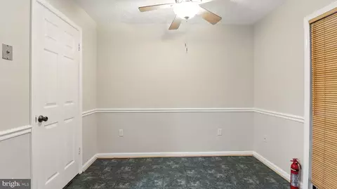 Entry Way - 2809 Red Oak Ln, Lanham, MD 20706 photo 2 of 4