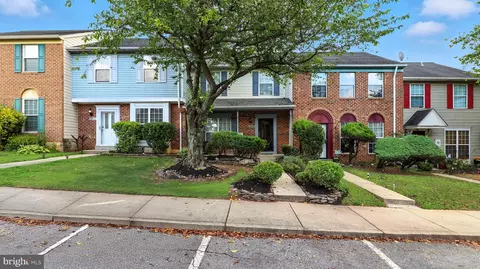 Exterior - 2809 Red Oak Ln, Lanham, MD 20706 photo 2 of 5