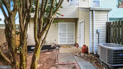 Exterior - 2809 Red Oak Ln, Lanham, MD 20706 photo 5 of 5