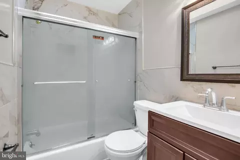 Bath - 4403 Kinmount Rd, Lanham, MD 20706 photo 2 of 3