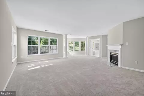 Living - 3100 Dunkagle Ct, Bowie, MD 20721 photo 4 of 6