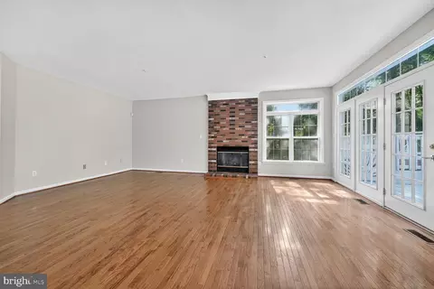Living - 3100 Dunkagle Ct, Bowie, MD 20721 photo 1 of 6