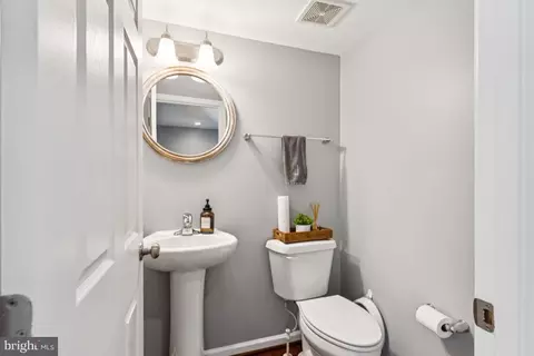 Bath - 7314 Archsine Ln, Laurel, MD 20707 photo 1 of 8