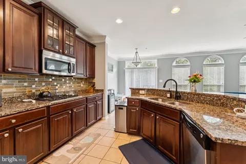 Kitchen - 7314 Archsine Ln, Laurel, MD 20707 photo 2 of 4
