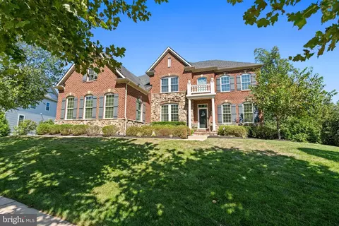 15508 Finchingfield Way, Marlboro, MD 20774