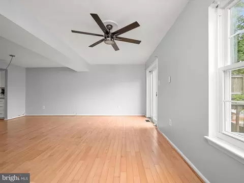 Living - 14909 Ashford Ct, Laurel, MD 20707 photo 3 of 5