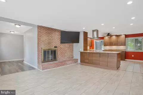 Living - 1416 4th St, Lanham, MD 20706 photo 1 of 2