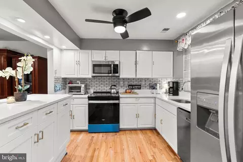 8111 Bird Ln, Greenbelt, MD 20770