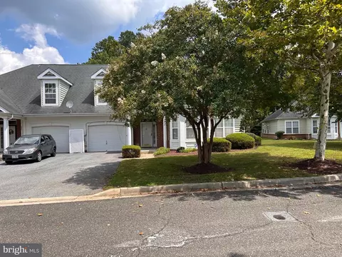 303 Dunnville Pl, Marlboro, MD 20774