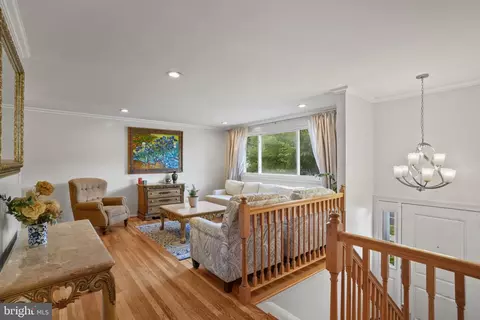 8703 Montpelier Dr, Laurel, MD 20708 photo 4