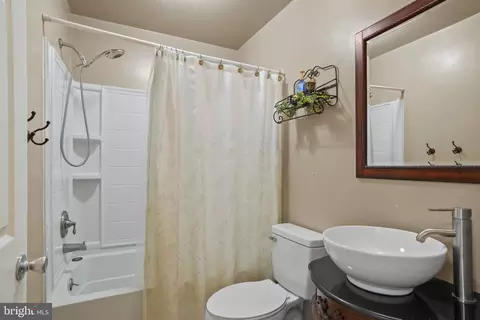 8703 Montpelier Dr, Laurel, MD 20708 photo 17