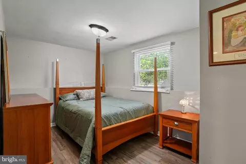 8703 Montpelier Dr, Laurel, MD 20708 photo 8
