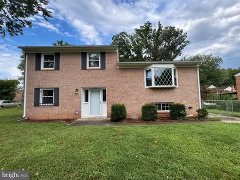 1408 Shady Glen Dr, District Heights, MD 20747