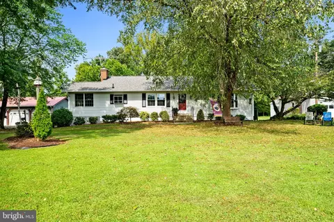 3521 Accokeek Rd, Waldorf, MD 20601
