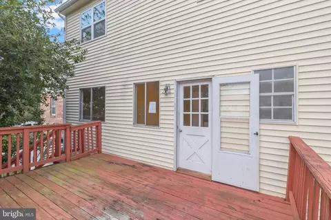 Exterior - 7610 Woodruff Ct, Laurel, MD 20707 photo 5 of 15