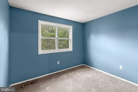 Bedroom - 7610 Woodruff Ct, Laurel, MD 20707 photo 7 of 10