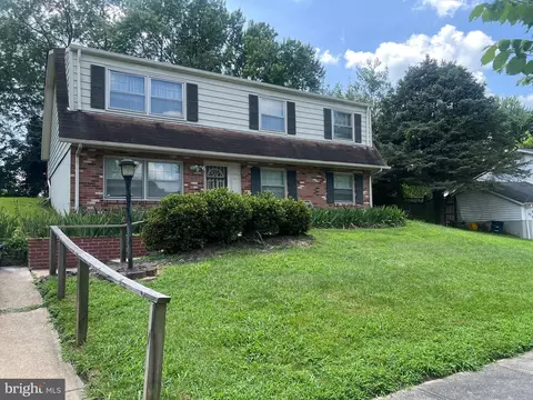 17007 Fairway View Ln, Marlboro, MD 20772